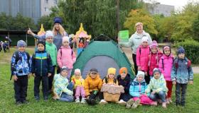 Туристический поход по экологической тропе детского сада "Маршруты рюкзачков"
